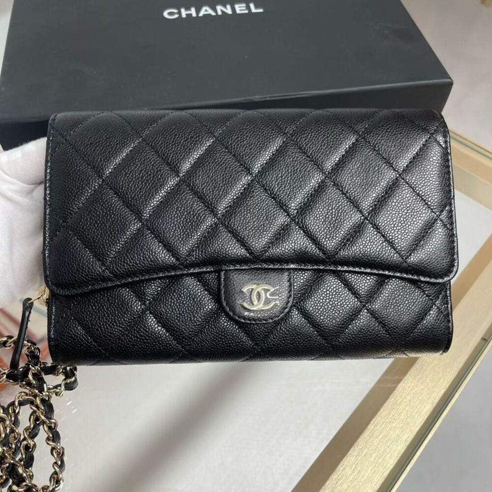 Chanel Women Pre-Loved Bag Brand New Condition